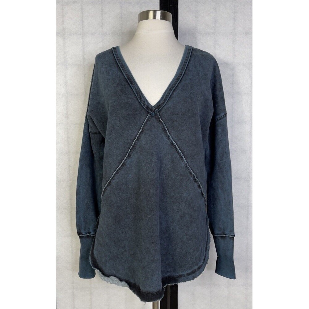 Free People Sweatshirt Tunic Top Tie Dye . Size: SP